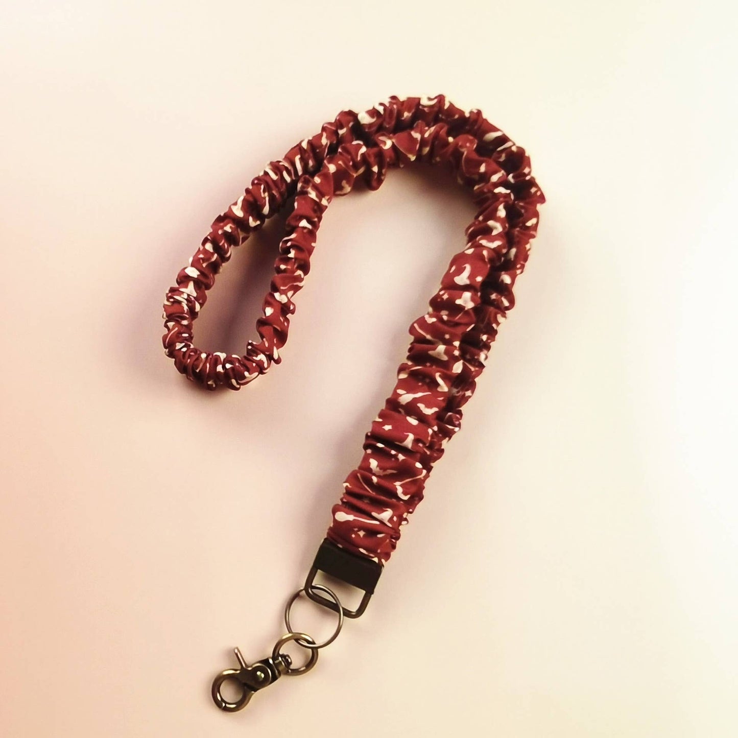 Idyllic Fabric Floral Lanyard: Red & White