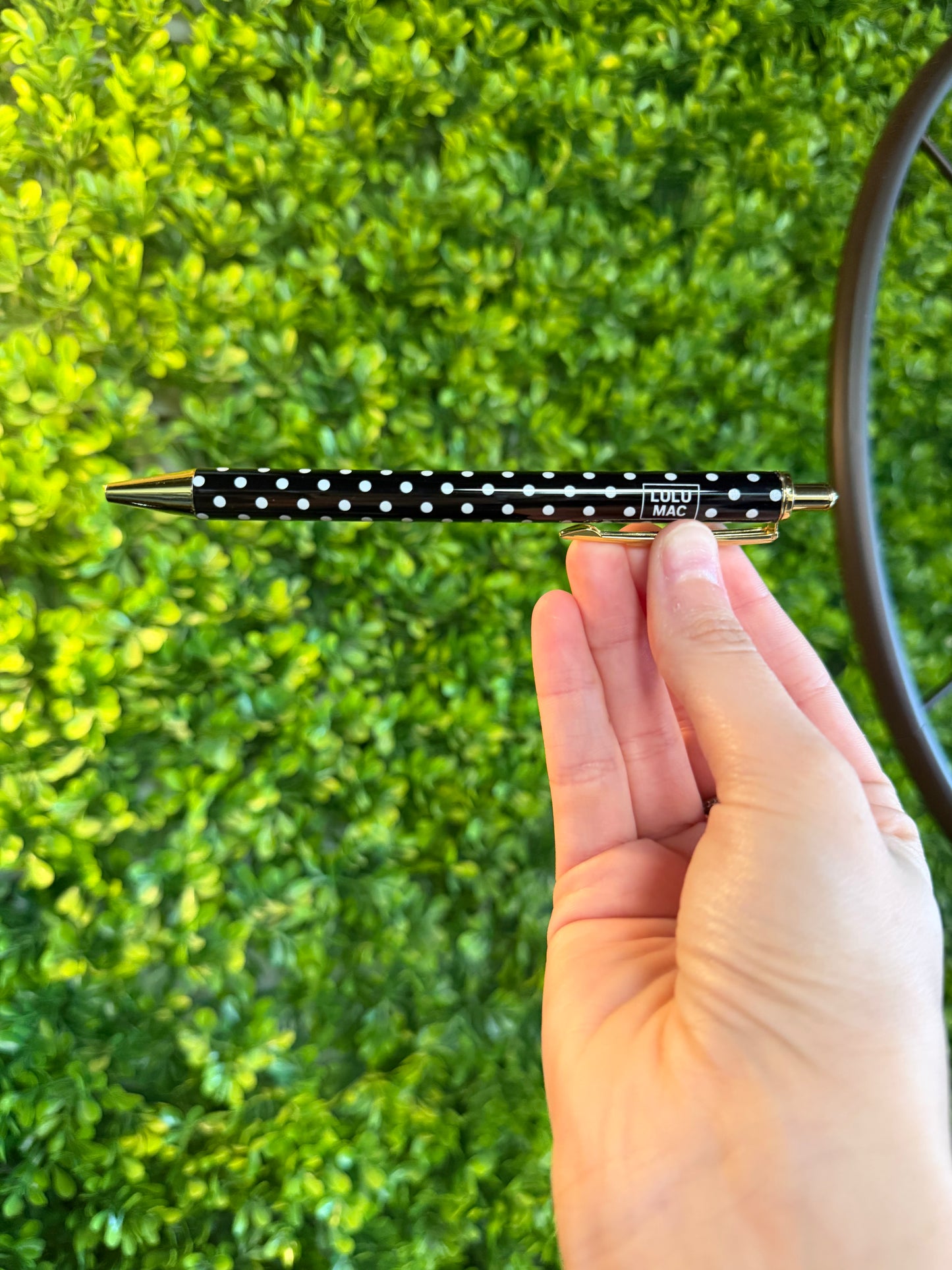 LuluMac Pen - Black & White Polka Dot