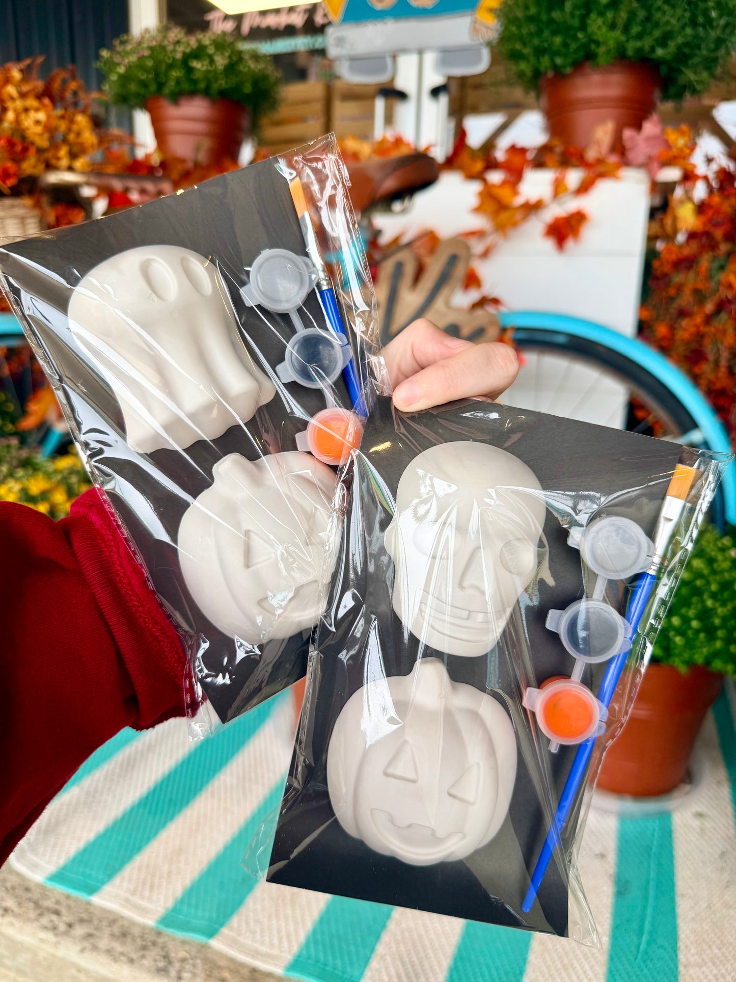 DIY Halloween Clay Art Kit – 2 Molds with Paint & Paintbrush