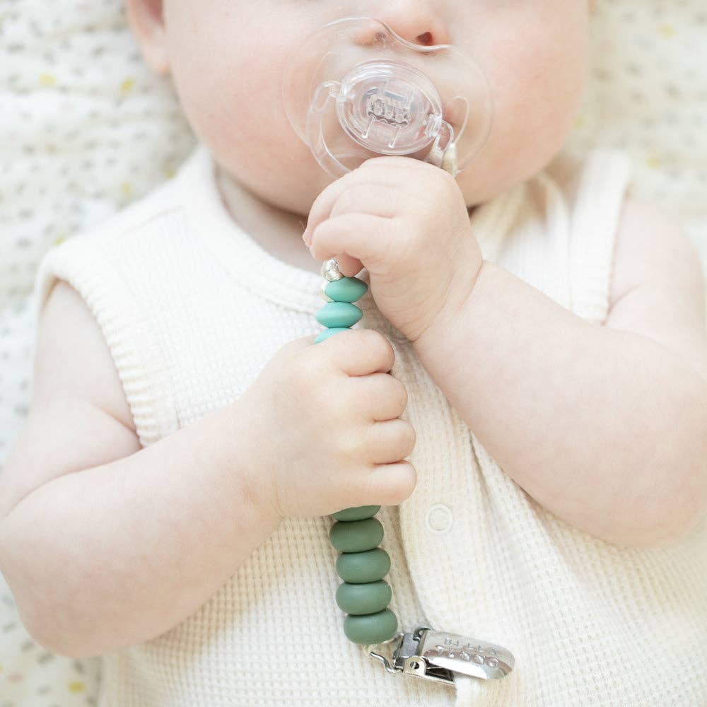 Moss duo Pacifier Clip: Green