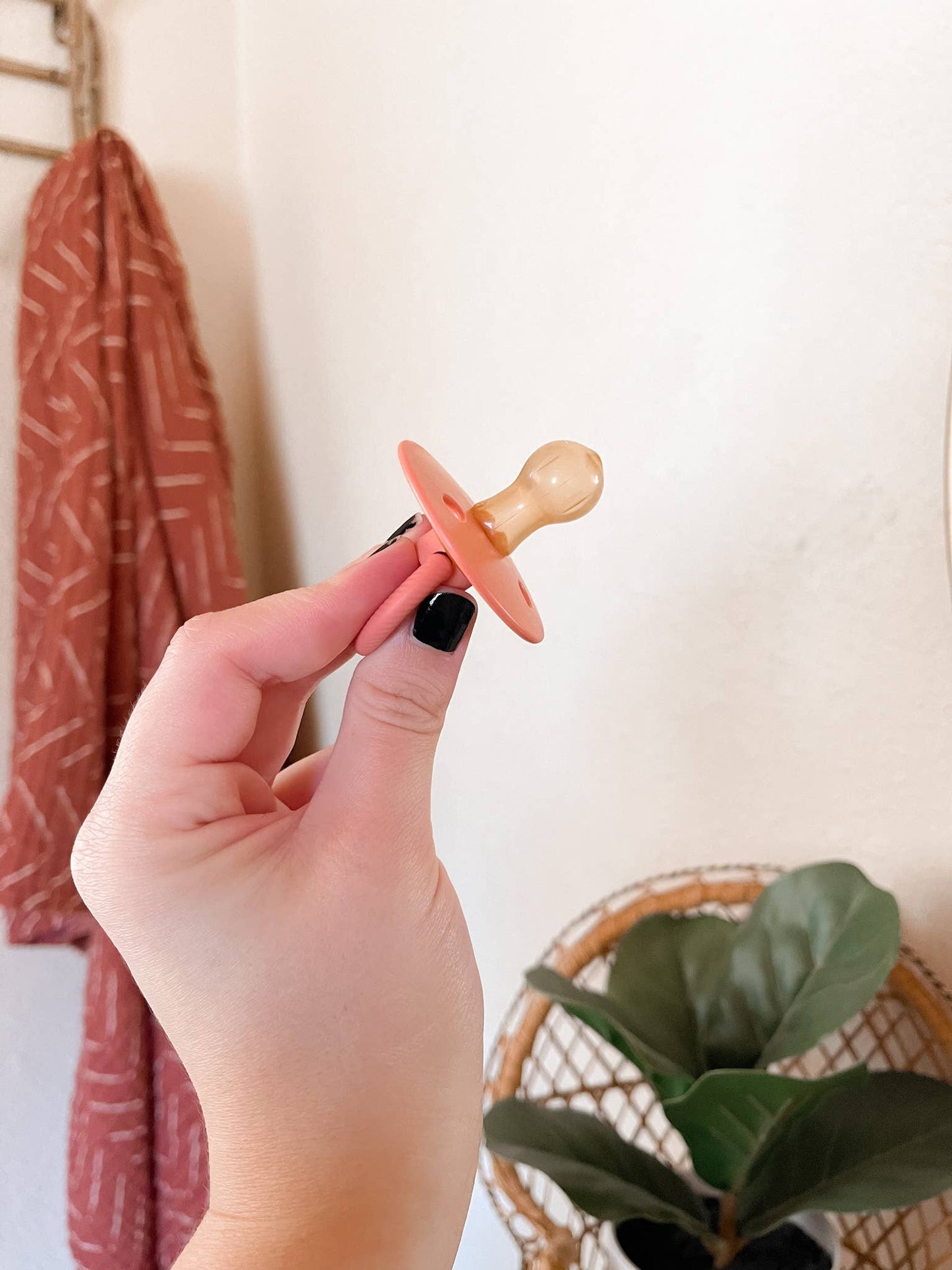 Itzy Soother™ Natural Rubber Paci Sets: Blossom + Rosewood