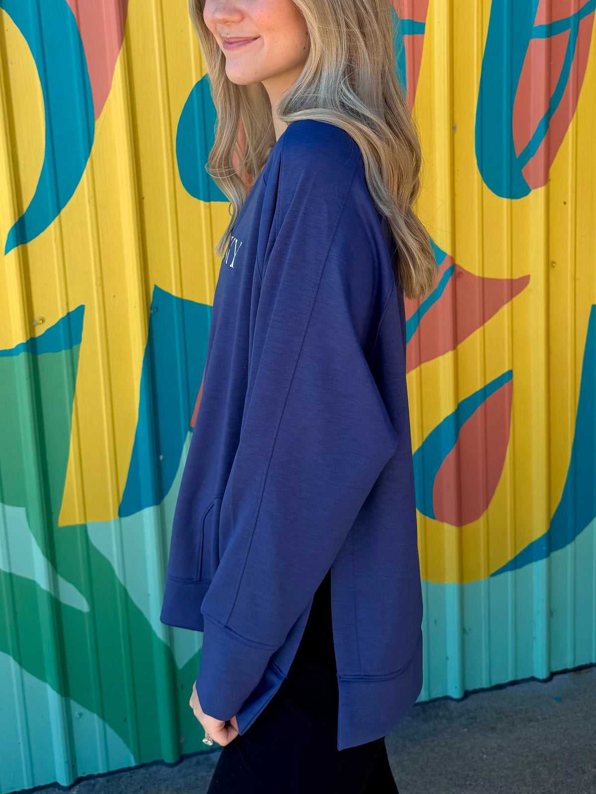 Kentucky Embroidered Scuba Side Slit Sweatshirt