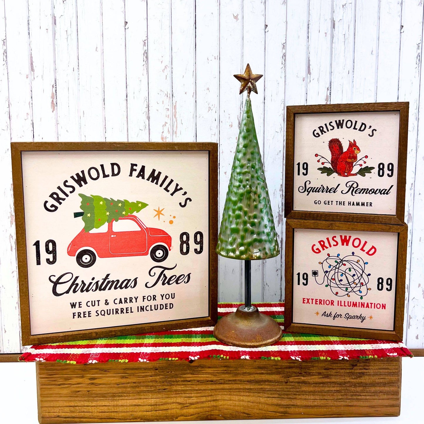 Griswold Exterior Illumination Holiday Sign Christmas Decor