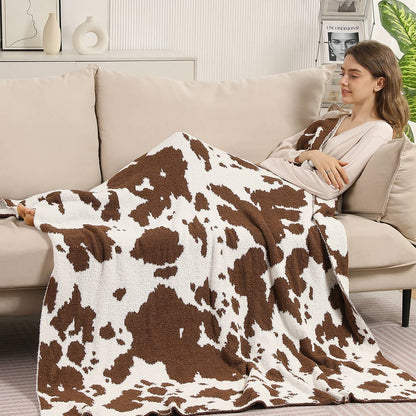 Cow Pattern Throw Blanket: BLACK / ONE SIZE
