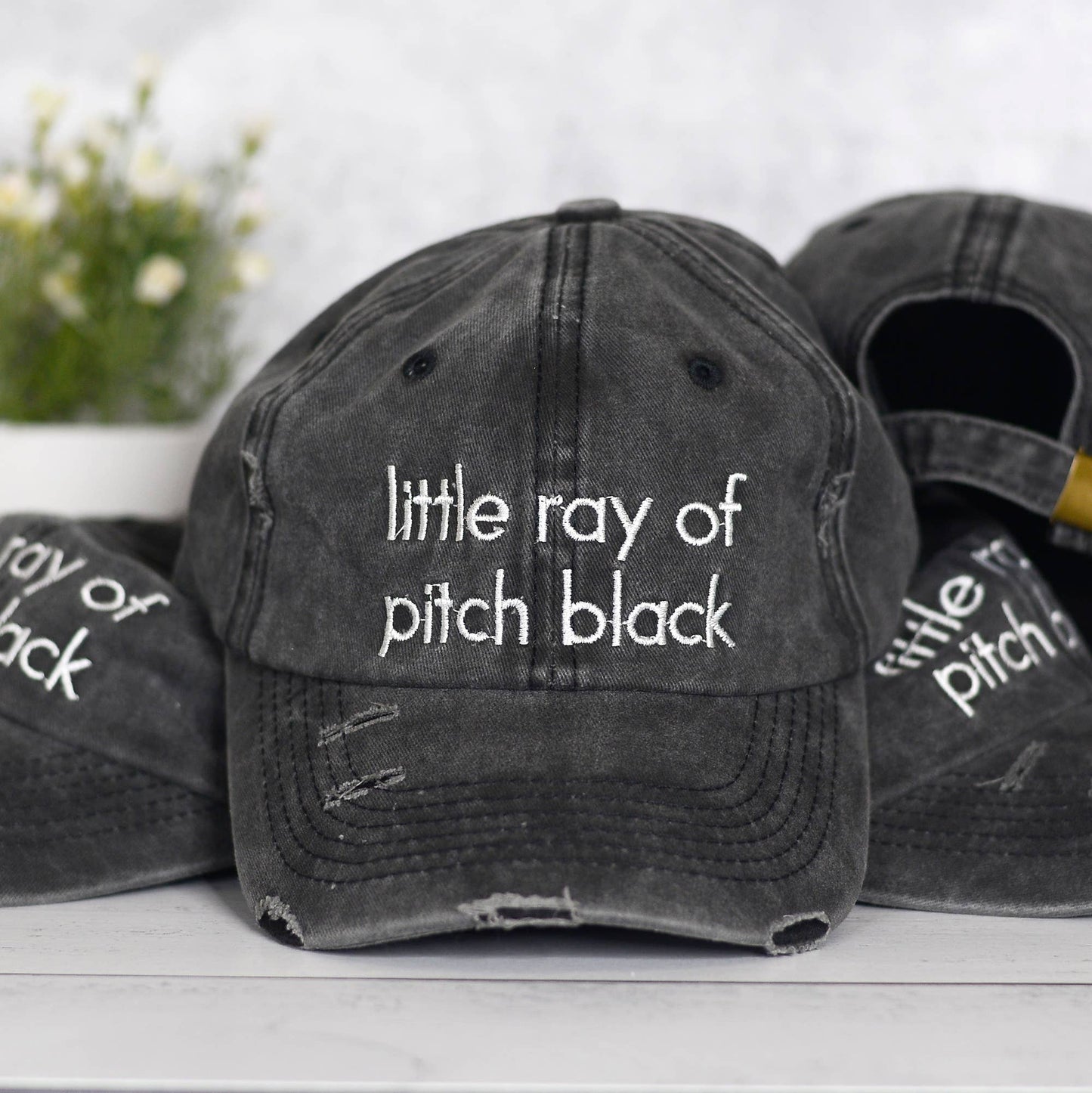 Little Ray of Pitch Black Hat