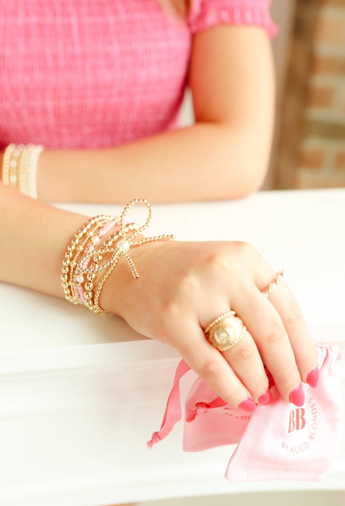 Pink Luster Pearl Bracelet: Standard 6.75 inch