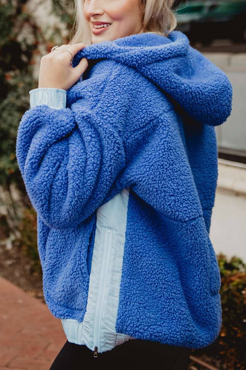 Blue Two-Toned Sherpa Fleece Pullover: Blue