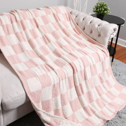Checkerboard Patterned Throw Blanket: Black / ONE SIZE