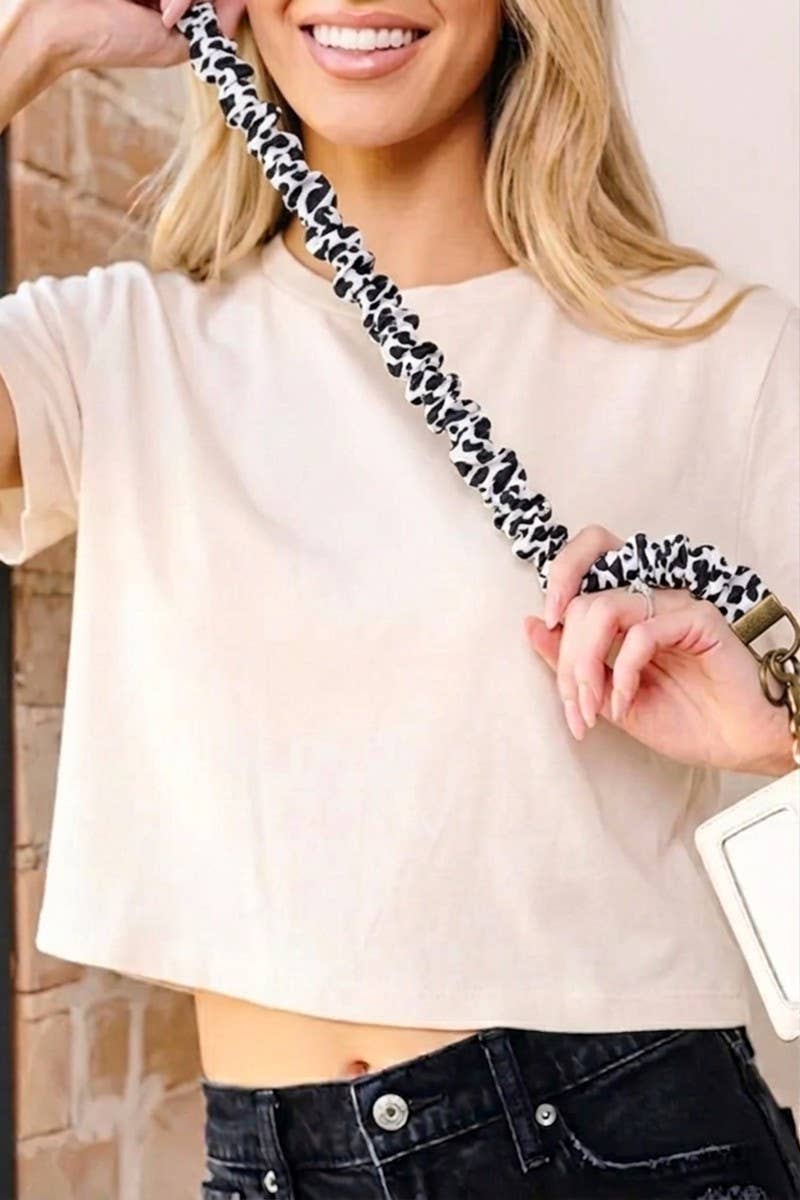 Trendy Scrunchie Lanyard: Leopard Black
