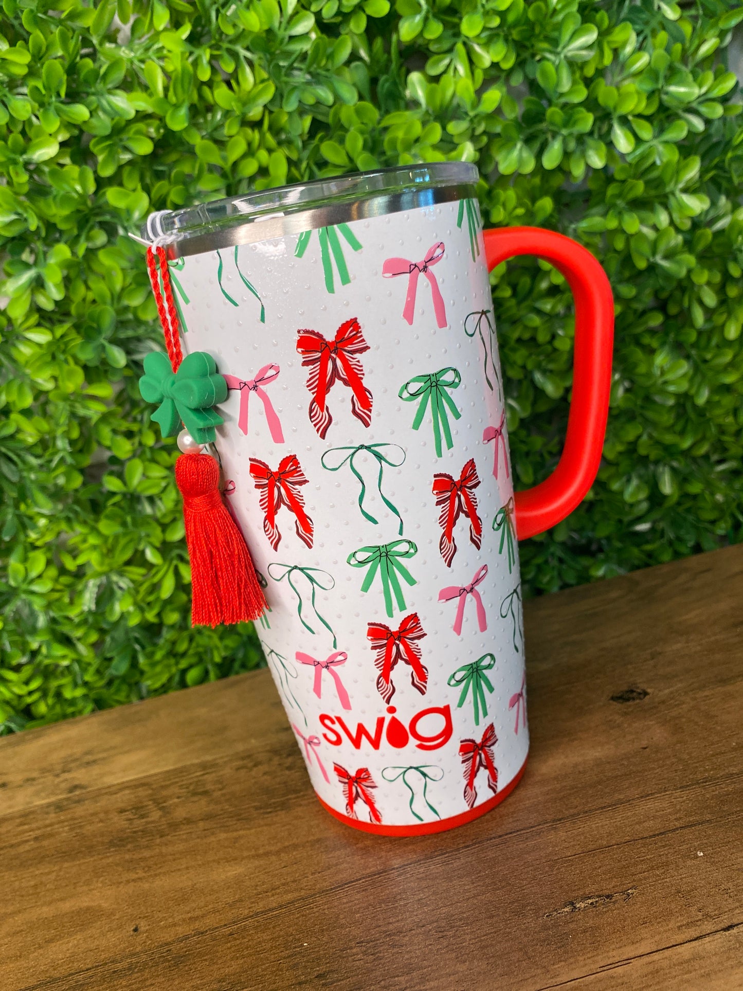 22oz Swig Travel Mug Ribbons & Bows