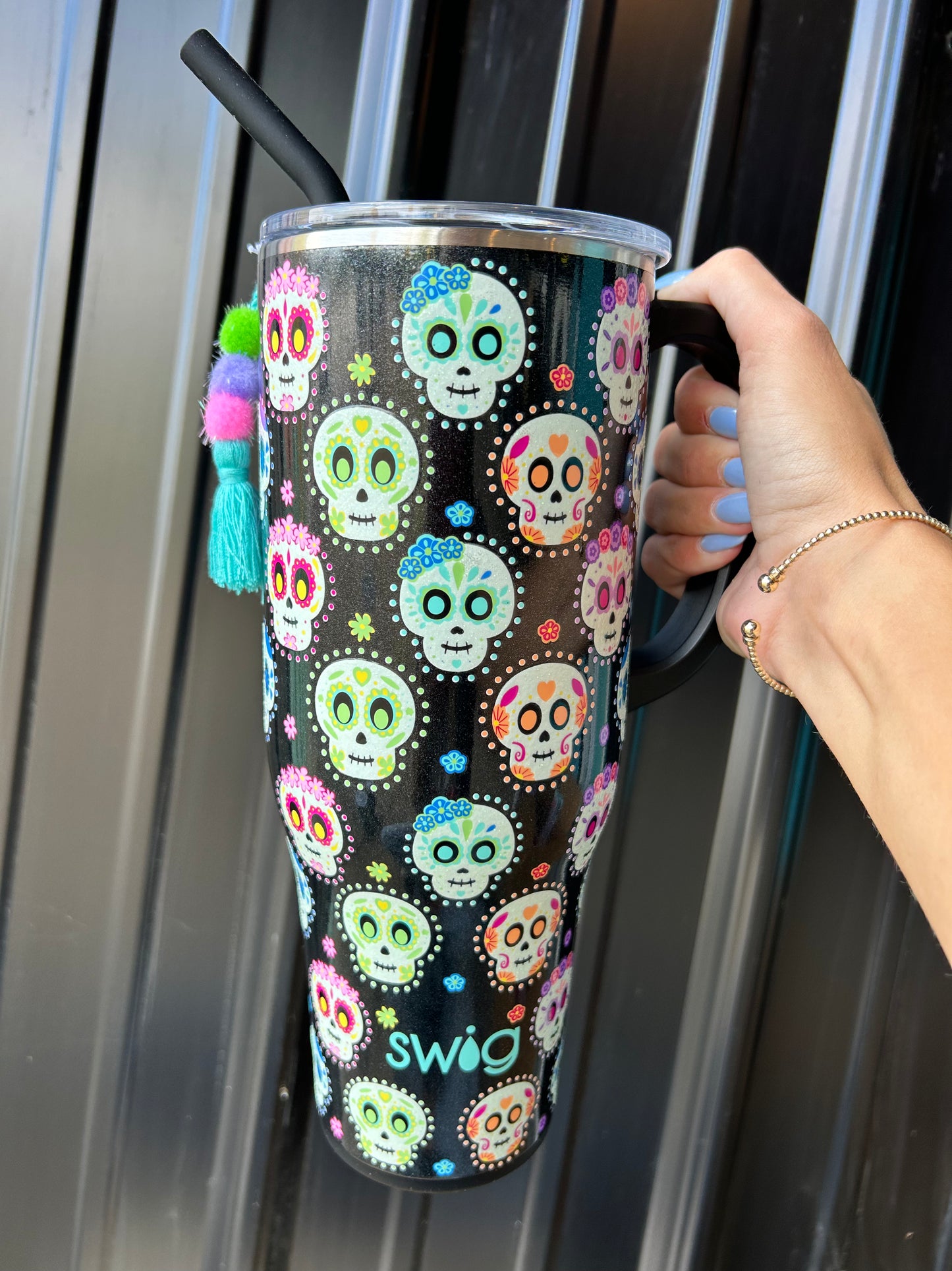 40oz Mega Mug Sugar Skulls