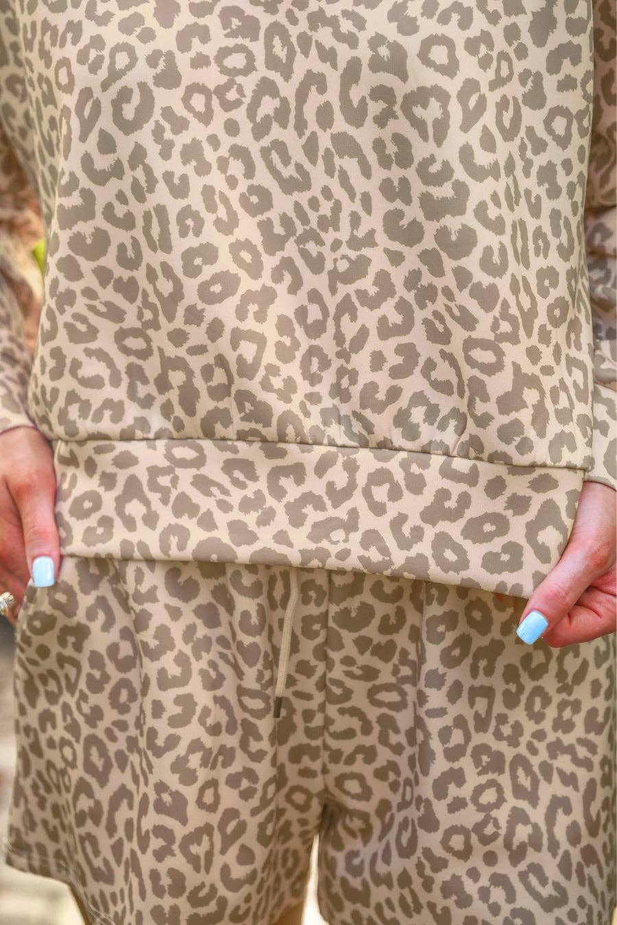 Luna Luxe Pullover Set- Bella Leopard: Leopard / Small