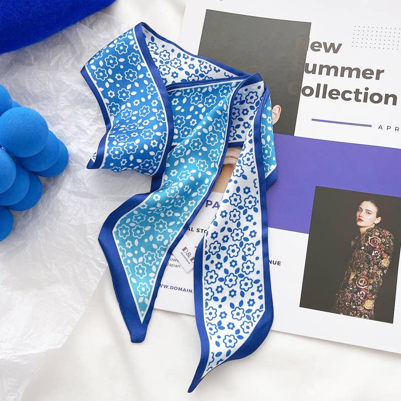 Elegant blue pattern scarf: Chessboard / M