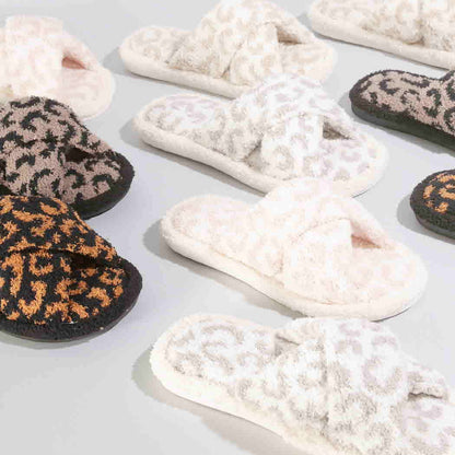 Luxury Soft Crossover Leopard Pattern Slipper: BLACK / M/L