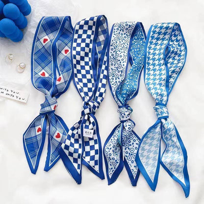 Elegant blue pattern scarf: Chessboard / M