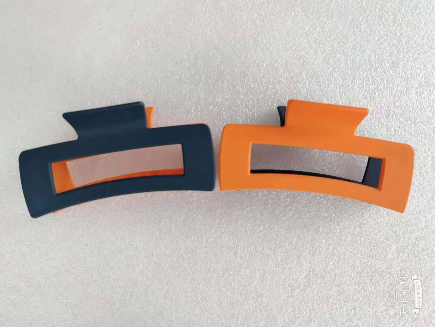 Game Day Two Tone Hair Clips : Orange/White